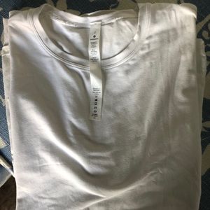Lululemon long sleeves flowing white top